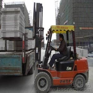 廣州科學(xué)城叉車吊車租賃全攻略 高效選型與省錢(qián)技巧